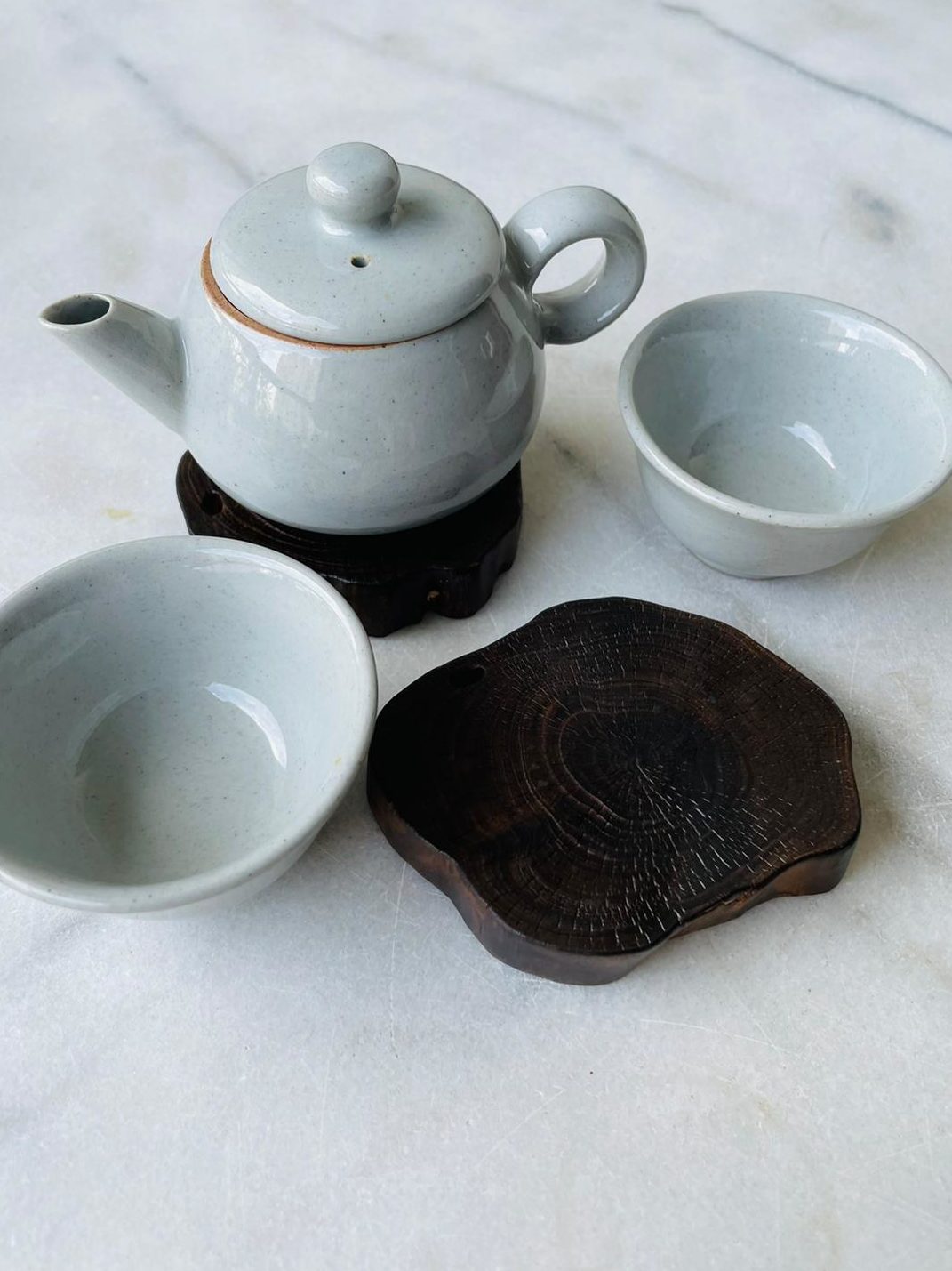 The actual tea set from which the tea was sesrved during the mediation.